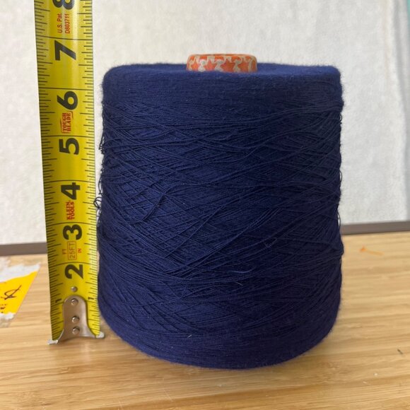 Sunbrella Captain Navy Thread Cone For Sewing & Upholstery 2012 1 lb. 14 oz - Picture 3 of 6